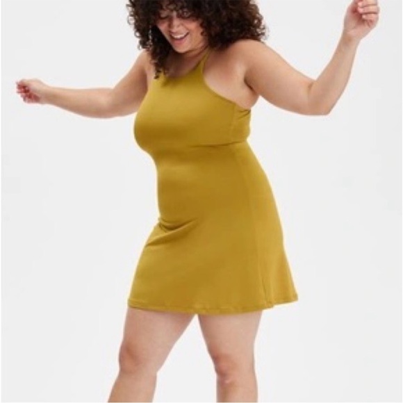 Girlfriend Collective Naomi Dress with Shorts - Picture 1 of 10